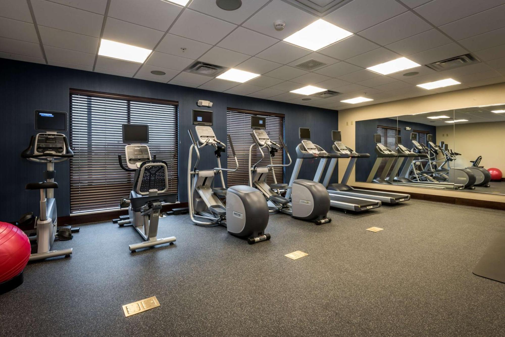 Hampton Inn & Suites By Hilton Hammond, In Экстерьер фото