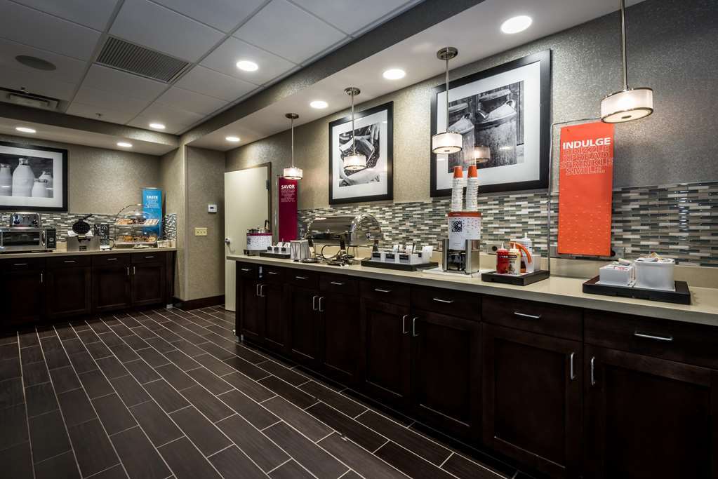 Hampton Inn & Suites By Hilton Hammond, In Ресторан фото